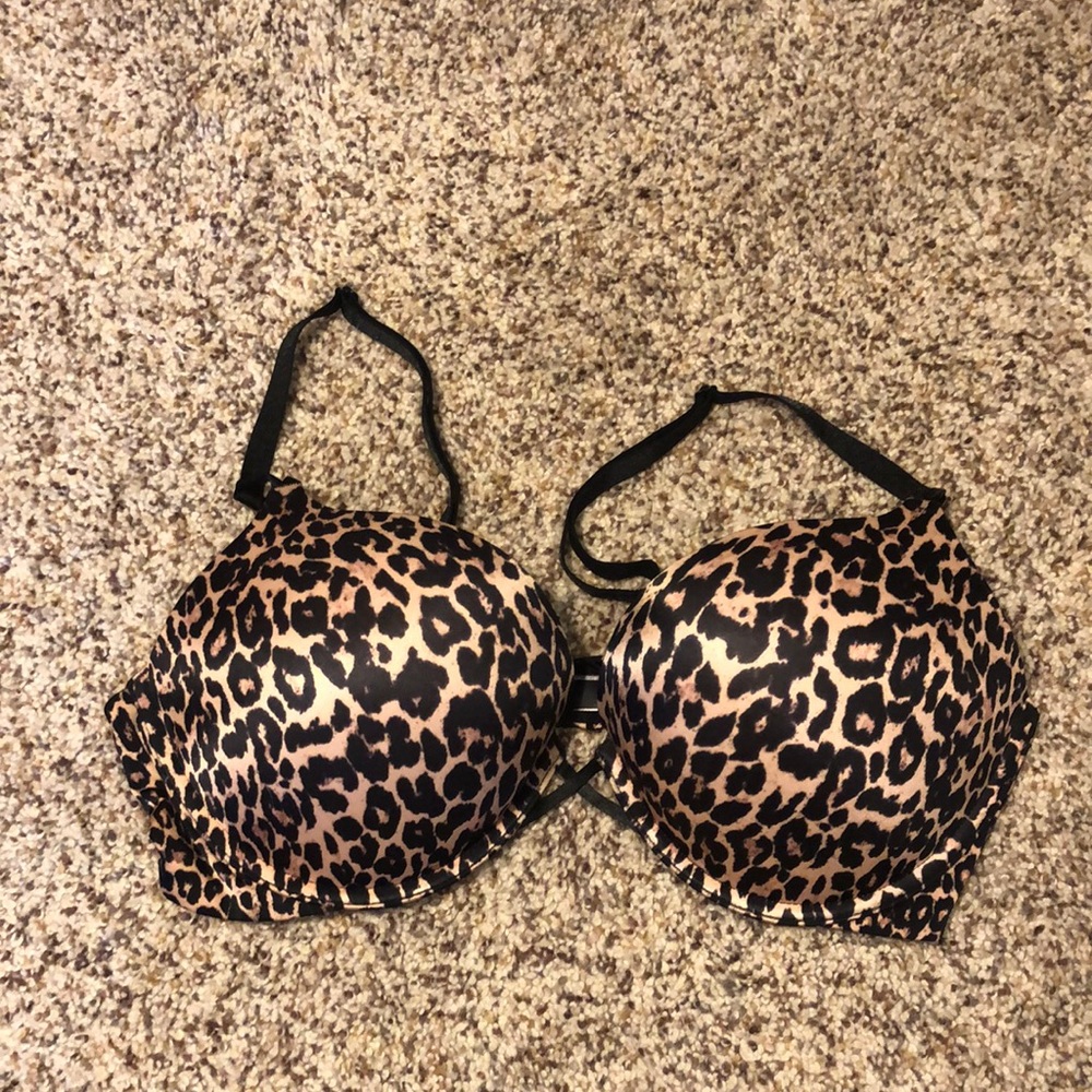 Victoria Secret Bombshell push cup Bra 38C used leopard print